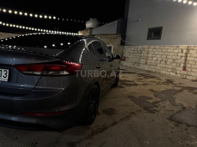 Hyundai Elantra 2018, 176,000 km - 1.6 л - Bakı