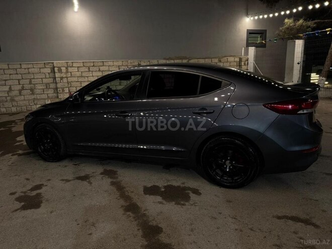 Hyundai Elantra 2018, 176,000 km - 1.6 л - Bakı