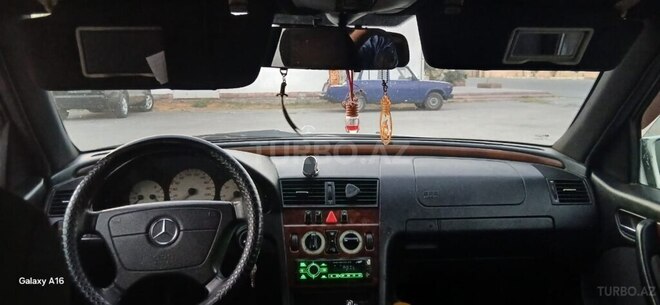 Mercedes C 220 d 1999, 643,500 km - 2.2 л - Bakı