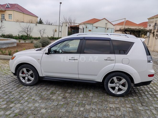 Mitsubishi Outlander 2008, 268,000 km - 3.0 l - Bakı