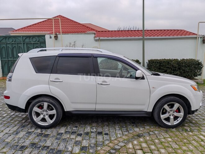 Mitsubishi Outlander 2008, 268,000 km - 3.0 l - Bakı