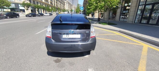 Toyota Prius 2010, 323,472 km - 1.8 l - Bakı