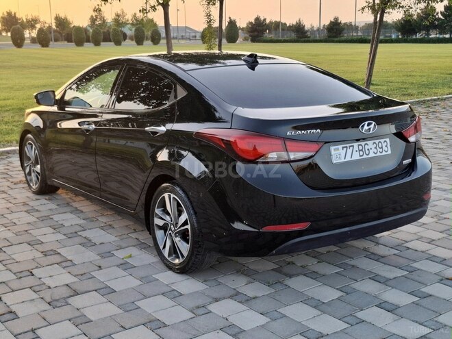 Hyundai Elantra 2015, 101,000 km - 1.8 l - Bakı