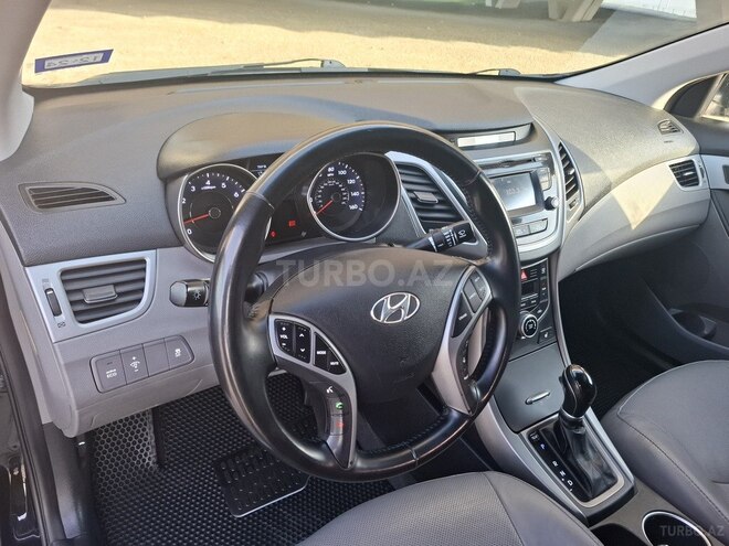 Hyundai Elantra 2015, 101,000 km - 1.8 l - Bakı