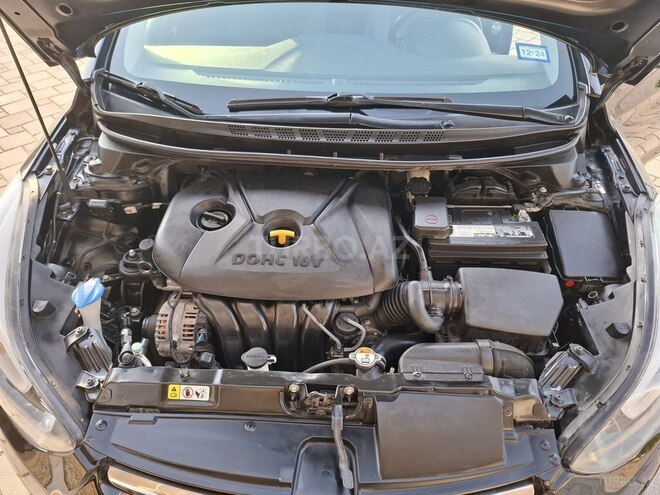Hyundai Elantra 2015, 101,000 km - 1.8 l - Bakı