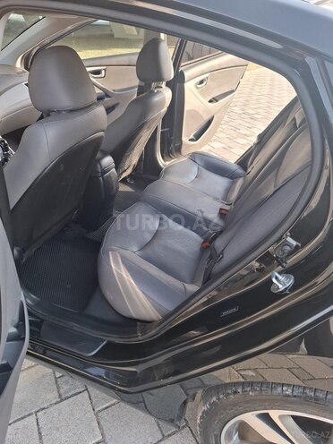 Hyundai Elantra 2015, 101,000 km - 1.8 l - Bakı