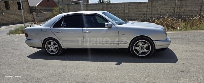 Mercedes E 280 2006, 270,000 km - 3.0 l - Bakı