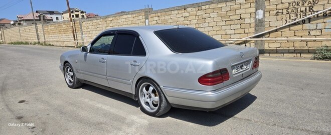 Mercedes E 280 2006, 270,000 km - 3.0 l - Bakı