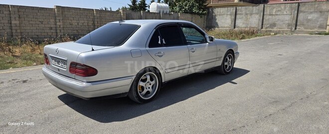 Mercedes E 280 2006, 270,000 km - 3.0 l - Bakı