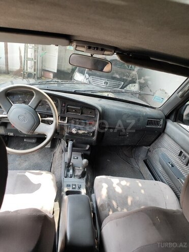 Toyota Hilux Surf 1993, 326,300 km - 2.5 l - İsmayıllı