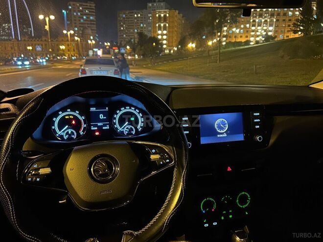 Skoda Rapid 2020, 61,000 km - 1.6 l - Bakı