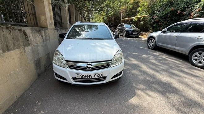 Opel Astra 2009, 300,000 km - 1.3 l - Bakı