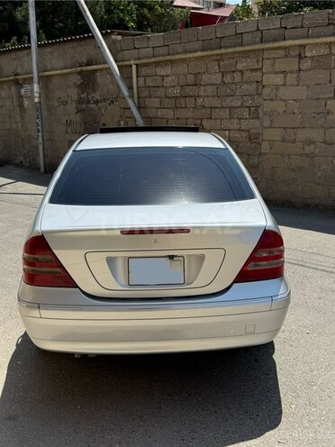 Mercedes C 240 2002, 323,000 km - 2.6 l - Bakı