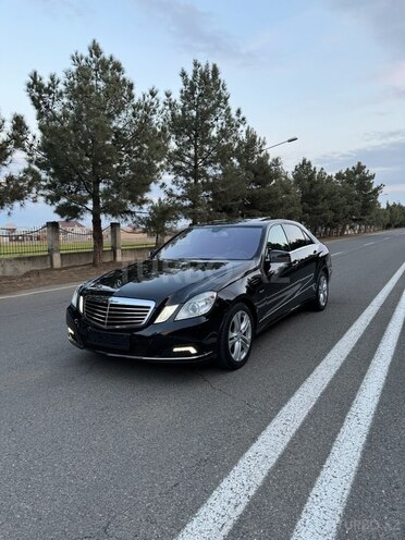 Mercedes E 200 2010, 290,000 km - 1.8 л - Gəncə