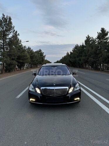 Mercedes E 200 2010, 290,000 km - 1.8 л - Gəncə