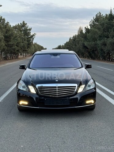 Mercedes E 200 2010, 290,000 km - 1.8 л - Gəncə