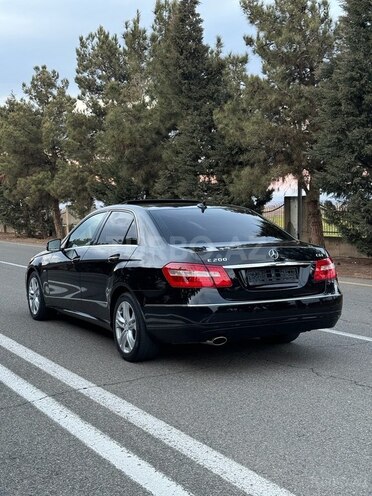 Mercedes E 200 2010, 290,000 km - 1.8 л - Gəncə