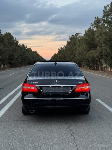 Mercedes E 200 2010, 290,000 km - 1.8 л - Gəncə