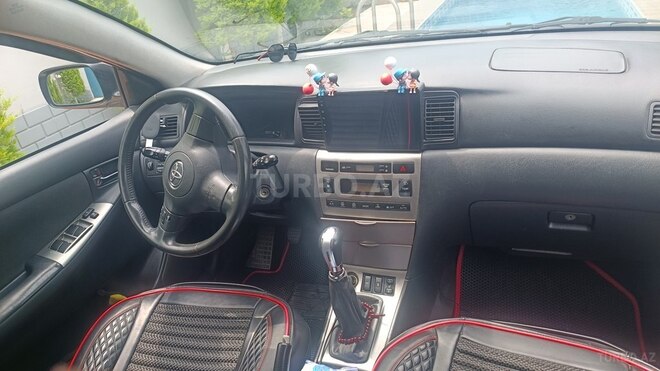 Toyota Corolla 2006, 320,000 km - 1.4 l - Bakı