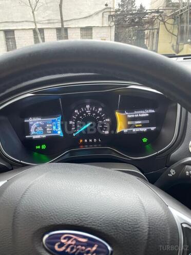 Ford Fusion (North America) 2015, 225,000 km - 2.0 л - Bakı