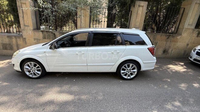 Opel Astra 2009, 300,000 km - 1.3 l - Bakı
