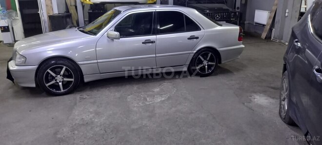 Mercedes C 240 1998, 341,560 km - 2.4 л - Bakı