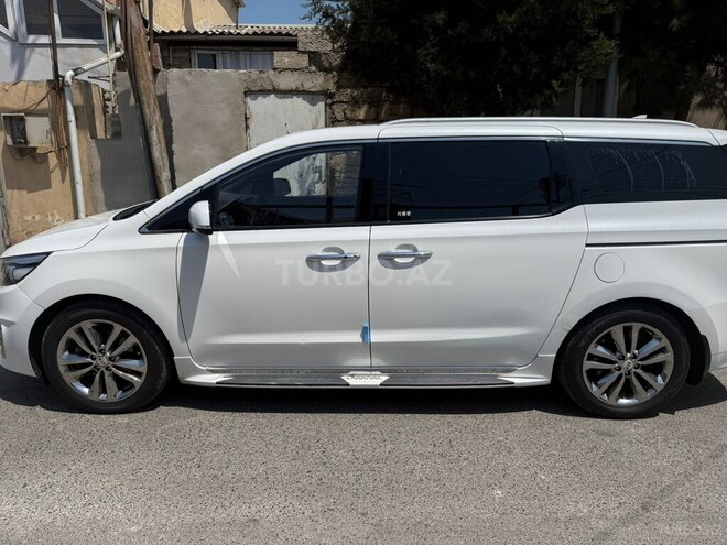 Kia Carnival 2016, 261,000 km - 2.2 l - Bakı