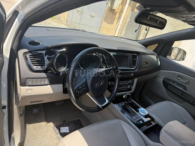 Kia Carnival 2016, 261,000 km - 2.2 l - Bakı