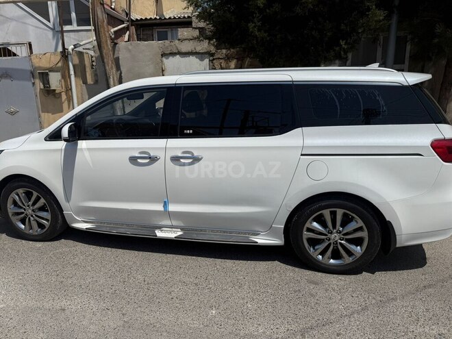 Kia Carnival 2016, 261,000 km - 2.2 l - Bakı