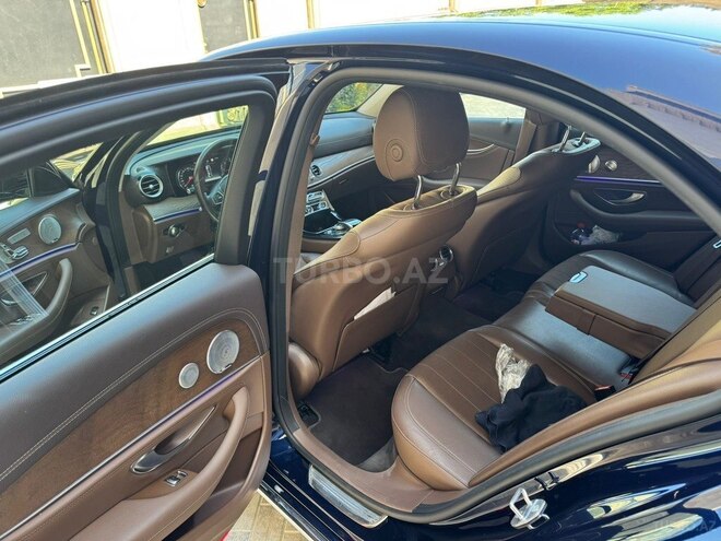 Mercedes E 220 d 2017, 135,000 km - 2.0 l - Bakı