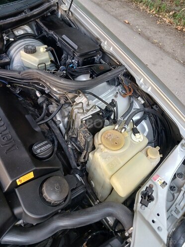 Mercedes E 280 1998, 312,549 km - 2.8 l - Qazax
