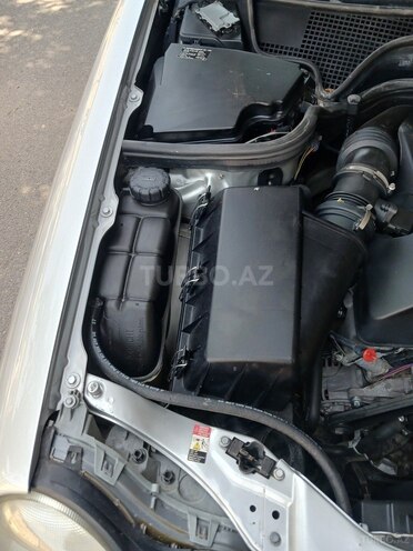 Mercedes E 280 1998, 312,549 km - 2.8 l - Qazax