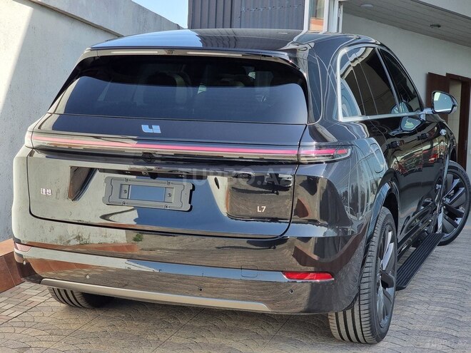 Li Auto L7-7