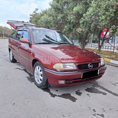 Opel Astra 1997, 200,000 km - 1.6 l - Astara