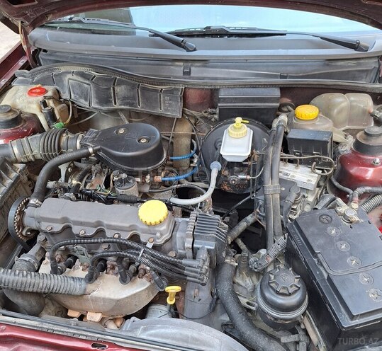 Opel Astra 1997, 200,000 km - 1.6 l - Astara