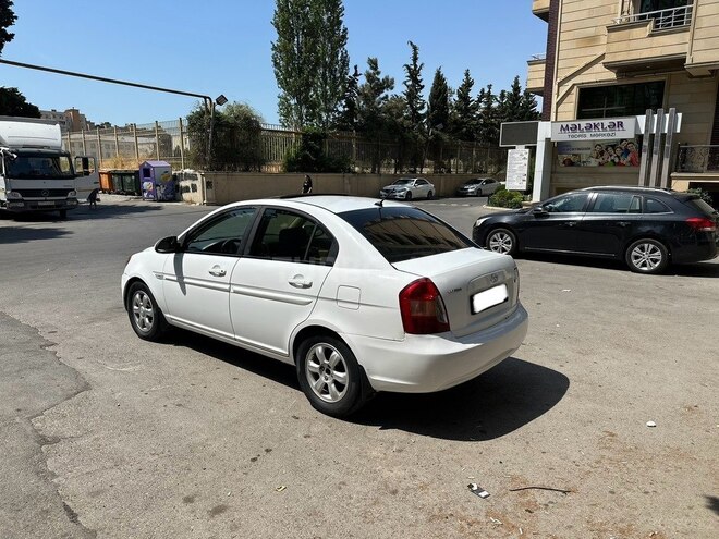 Hyundai Accent 2009, 254,000 km - 1.6 l - Bakı