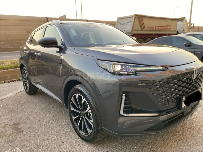 Changan CS 55 Plus 2025, 0 km - 1.5 l - Bakı