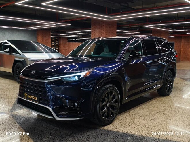 Lexus TX 500h-1