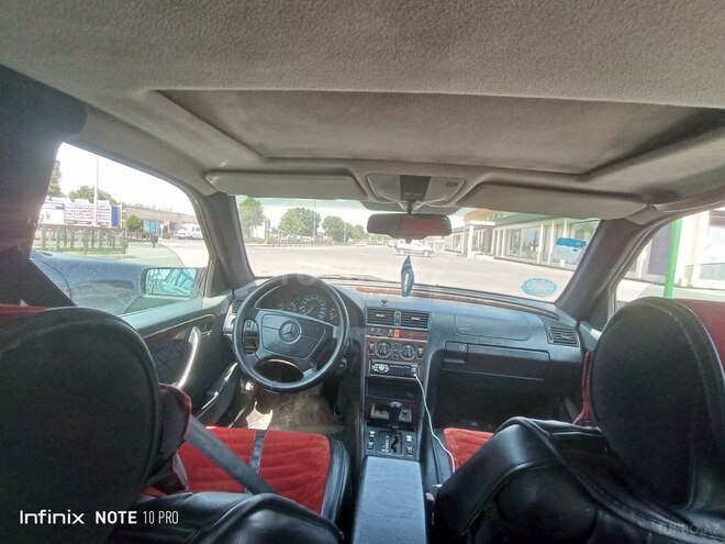 Mercedes C 220 d 1995, 250,000 km - 2.2 л - Bakı