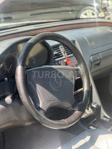 Mercedes C 220 1994, 300,000 km - 2.2 l - Bakı