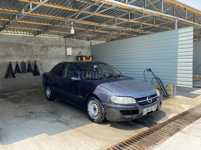 Opel Omega 1994, 156,000 km - 2.0 l - Biləsuvar