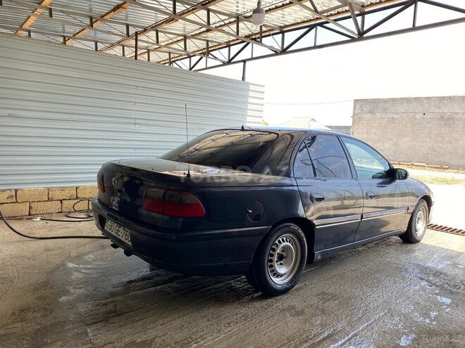 Opel Omega 1994, 156,000 km - 2.0 l - Biləsuvar