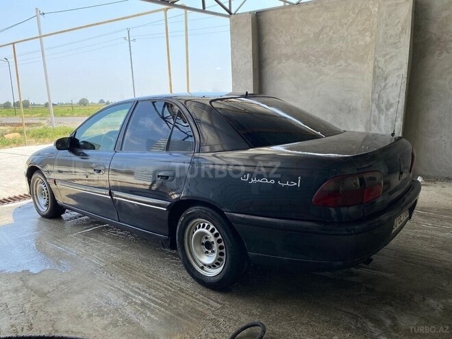 Opel Omega 1994, 156,000 km - 2.0 l - Biləsuvar
