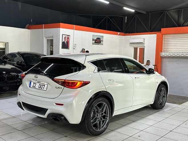 Infiniti Q30 2018, 55,600 km - 1.6 l - Bakı