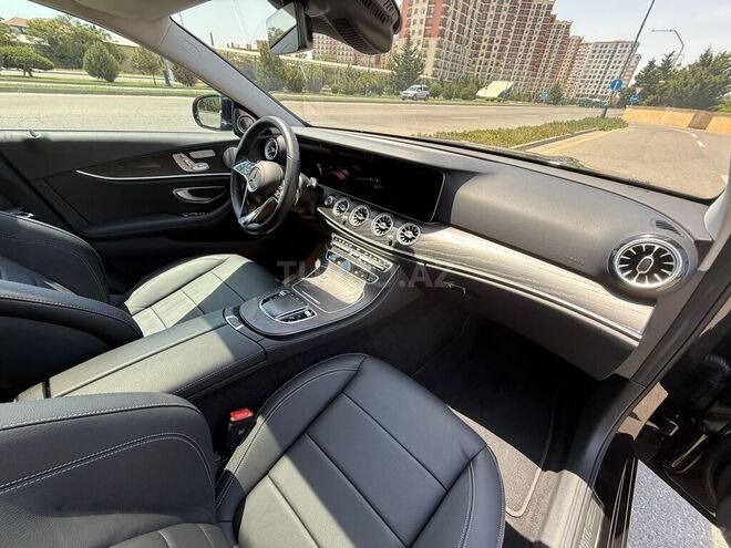 Mercedes E 300 e 4MATIC 2022, 23,915 km - 2.0 л - Bakı