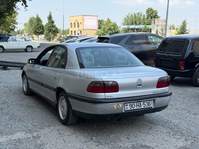 Opel Omega 1996, 276,000 km - 2.0 l - Gəncə