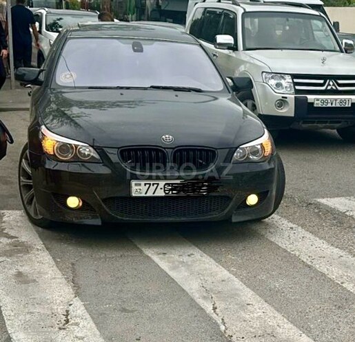 BMW 520 2003, 297,000 km - 2.2 l - Bakı