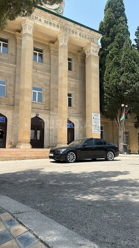 BMW 520 2003, 297,000 km - 2.2 l - Bakı