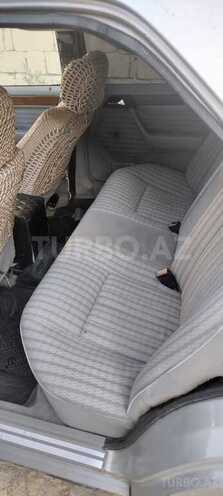 Mercedes E 230 1990, 585,000 km - 2.3 l - Bakı