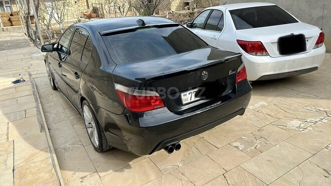BMW 520 2003, 297,000 km - 2.2 l - Bakı